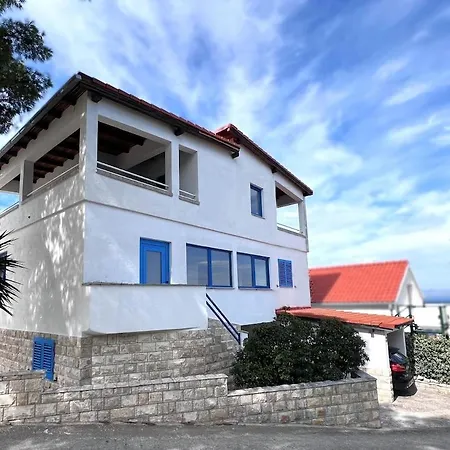 Spacious With Panoramic Sea View Apartment
