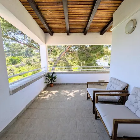 Spacious With Panoramic Sea View アパート