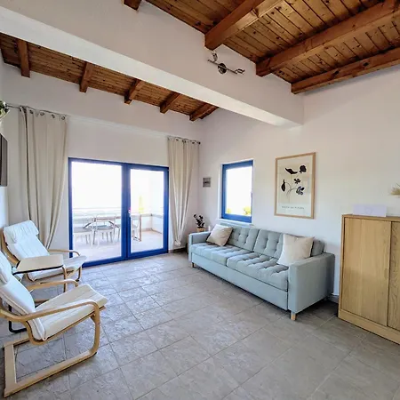 Apartamento Spacious With Panoramic Sea View Stomorska