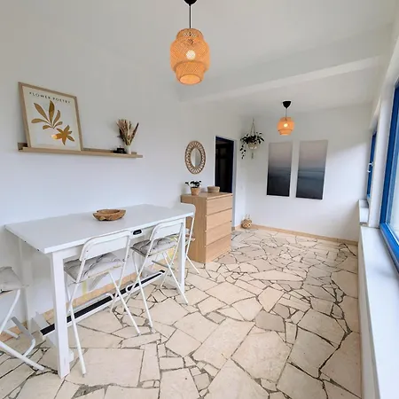Spacious With Panoramic Sea View Lägenhet
