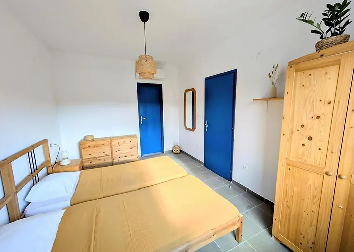 Spacious With Panoramic Sea View 아파트 *