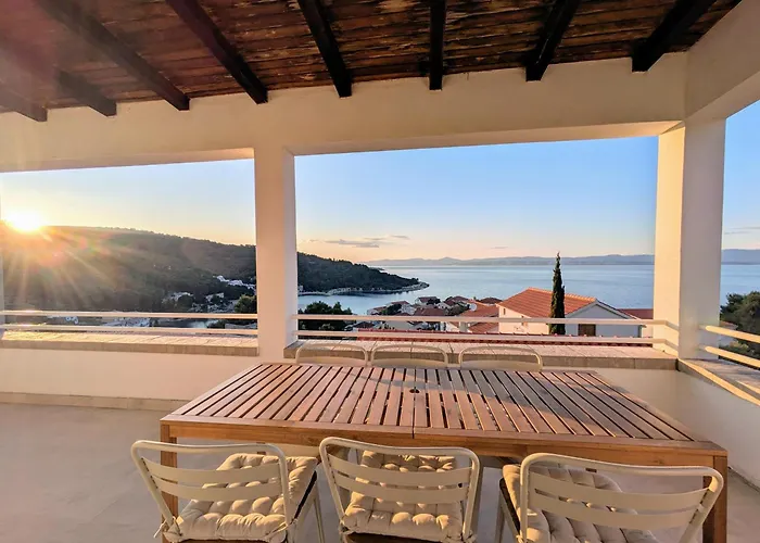 Spacious With Panoramic Sea View 아파트 스토모르스카