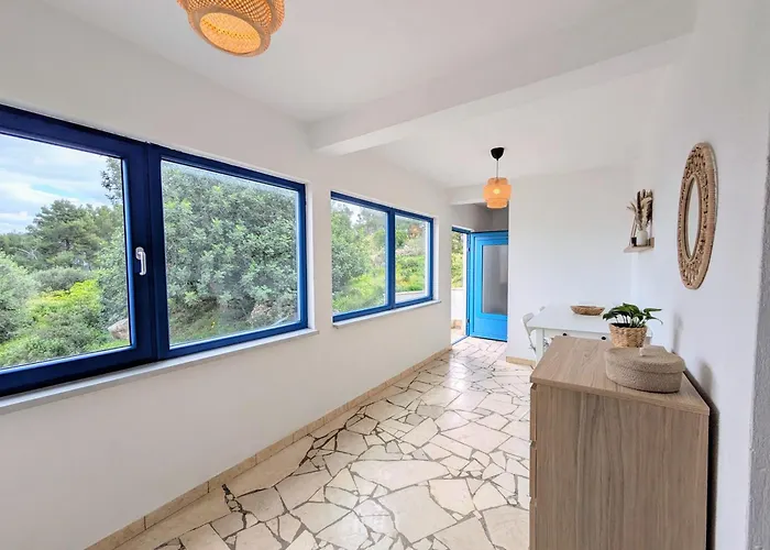 Spacious With Panoramic Sea View 스토모르스카