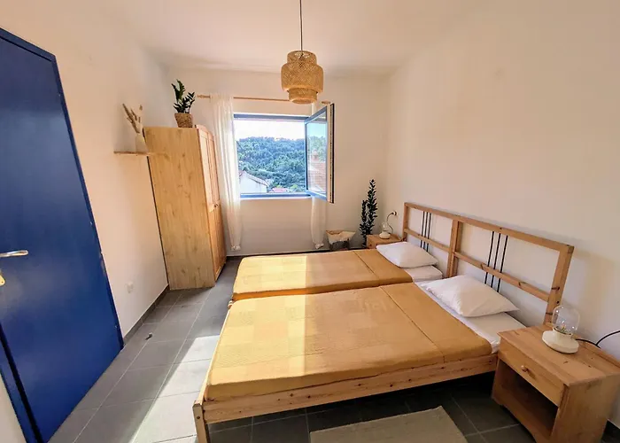 Spacious With Panoramic Sea View